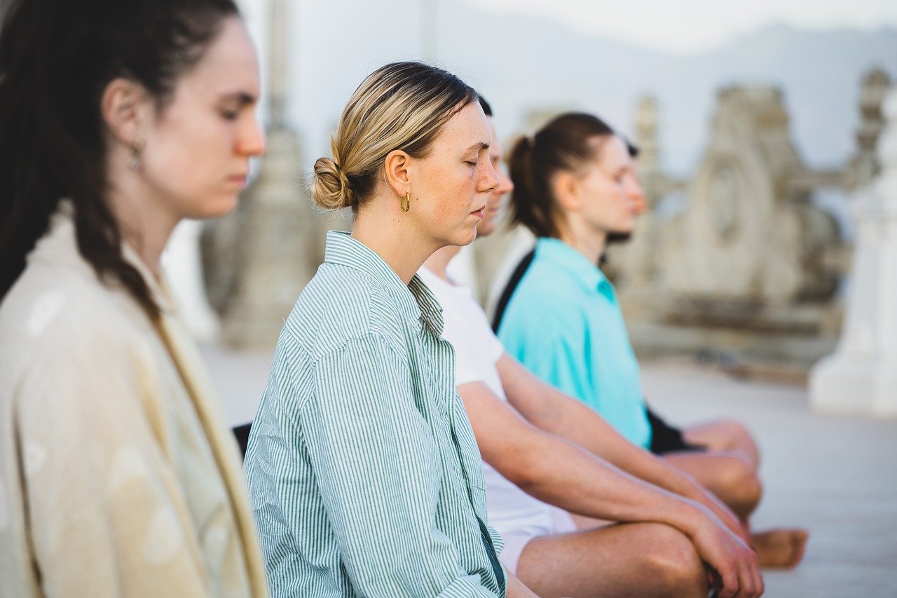 Practicing Mindfulness And The Benefits That Come From Doing So 